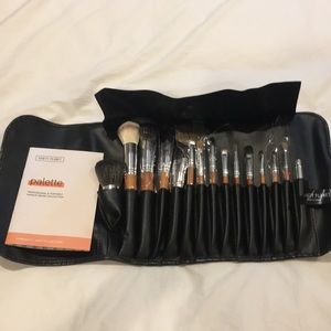 Vanity Planet Makeup Brush Set